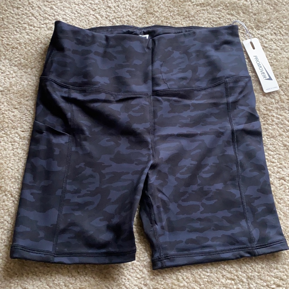Camo Biker shorts